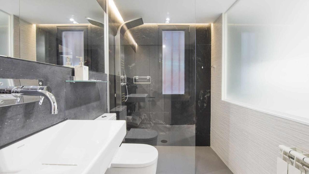 Apartamento Deluxe Cerca De La Catedral By Toledo Ap Ngoại thất bức ảnh