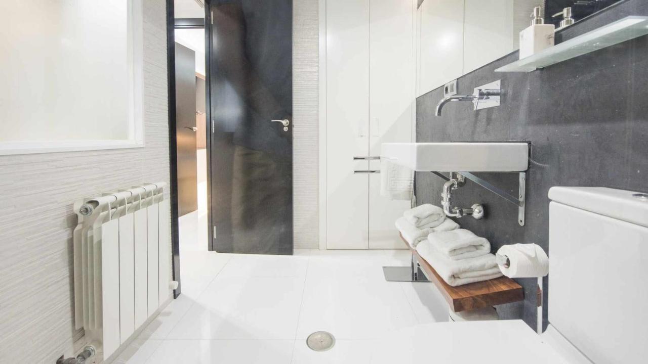 Apartamento Deluxe Cerca De La Catedral By Toledo Ap Ngoại thất bức ảnh
